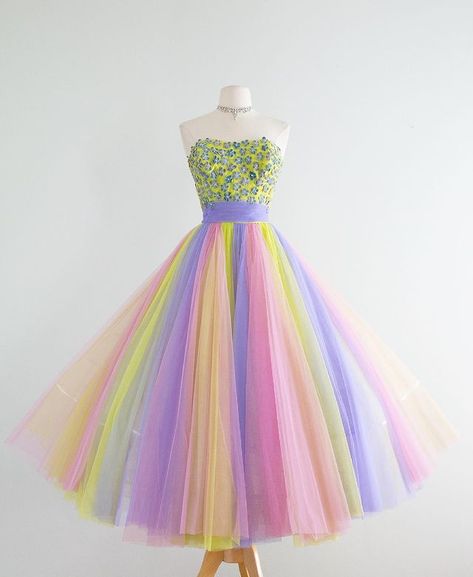 X T A B A Y (@xtabayvintage) • Instagram photos and videos Rainbow Party Dress, Unicorn Rainbow Party, Floral Print Party Dress, Vintage Clothing Boutique, Dream Dresses, At Noon, 60s Fashion, 1950s Fashion, Formal Gowns