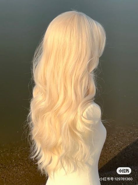 Blonde Hair Kpop, Cute Blonde Hair, Pale Blonde Hair, Hair Color Guide, Blonde Wavy Hair, Cute Hair Colors, Candy Hair, Pale Blonde, Light Blonde Hair