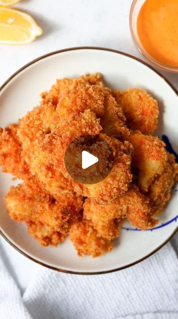 Christie Lai on Instagram: "Panko Shrimp 📝 Visit christieathome.com to search for recipe with measurements This easy shrimp dish is also known as “Ebi Fry”. Delicious Japanese shrimp seasoned and coated in panko crumbs and fried and served with a sriracha mayo sauce. Great as the perfect appetizer, side dish or main dish. Ready in under 20 minutes! #recipe #recipeoftheday #recipes #recipeshare #easyrecipes #cooking #newrecipe #asianeats #asiancooking #asianfoodlover #asianfoodie #asianfoodporn #asianfood #Asianfoods #asianrecipes #asianrecipes #asiancuisine #asiancooking #asianfoodrecipes #japanesecooking #japanesefoods #japanesefoodporn #japanesecuisine #japaneserecipe #japanesefood #japanesefoodie #japanesefoodlover #shrimp #pankoshrimp #shrimprecipes" Asian Fried Shrimp, Shrimp Japanese Recipes, Japanese Shrimp Recipe, Shrimp Japchae, Ebi Fry, Japanese Shrimp, Panko Shrimp, Sriracha Mayo Sauce, Mayo Sauce