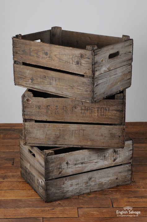 Fruit Crates, Vintage Wood Crates, Old Wooden Crates, Upcycle Design, Vintage Wooden Crates, Pallet Crates, Old Wooden Boxes, Old Crates, Crate Diy