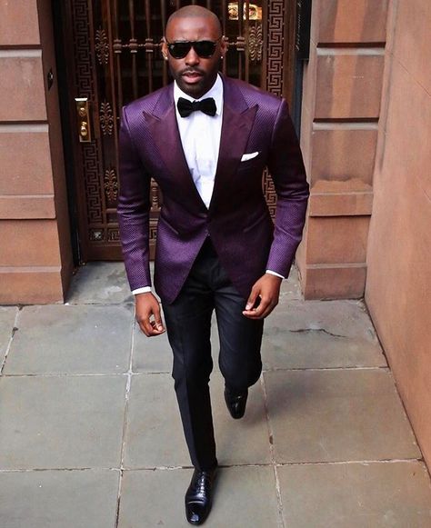 Tailored to perfection #Gentleman #MusikaFrere Purple Groomsmen, Gala Attire, Purple Tuxedo, Angel Wedding, Outfits Purple, Cocktail Attire Men, Purple Suits, Groom And Groomsmen Attire, Suits Clothing