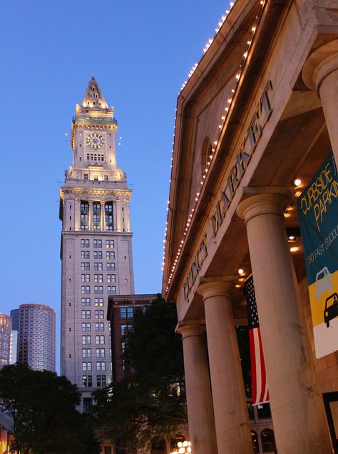 Quincy Market, Boston Boston Quincy Market, Quincy Market Boston, Sox Wallpaper, Boston Massachusetts Travel, Boston Life, Boston Aesthetic, Boston Market, Boston Trip, Quincy Market