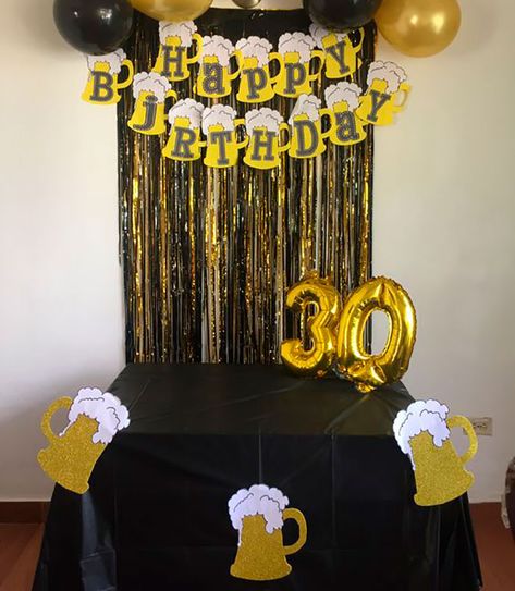 10 Ideas para Decoración de Cumpleaños de Hombre - decoracion para fiestas Mens Birthday Party Decorations, Beer Birthday Party, Birthday Decorations For Men, Birthday Room Decorations, 30th Birthday Decorations, Birthday Goals, Simple Birthday Decorations, Mens Birthday Party, Beer Birthday