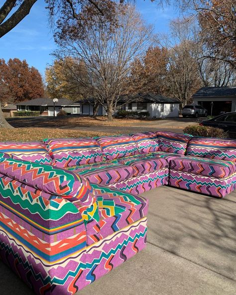 SCROLL to see the craziest couch I have ever seen Vintage 1980s funky modular sofa. Playpen style. This was custom made in the late 80s so… | Instagram 80s Couch, Leather Sectional Sofa, Late 80s, Diy Upcycle, November 17, Pink Peach, House 2, Sleeper Sofa, Modular Sofa