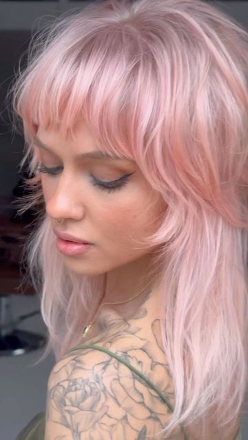 Belinda Lee Mills on Instagram: "I’ll always stare at this fairy floss hair 🤍🩷 Stunner @atomixpixie Coloured using @evopro #pastelpink#palepink#pinkhair#shagcut#shag#bangs" Fairy Bangs, Pink Hair Bangs, Pink Hair With Bangs, Shag Bangs, Belinda Lee, Fairy Floss, Sassy Hair, Hair Color And Cut, Hairstyles With Bangs