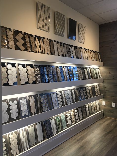 Tile Shop Display Store Design, Tile Room, Design Center Showroom, Tile Display, Showroom Ideas, Upholstery Shop, Showroom Inspiration, Bath Showroom, Kitchen And Bath Showroom