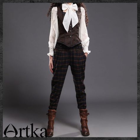 Casual Steampunk, Art Hacks, Looks Country, Victorian Clothing, Steampunk Clothing, Tomboy Fashion, Fantasy Clothing, Steampunk Fashion, Look Cool