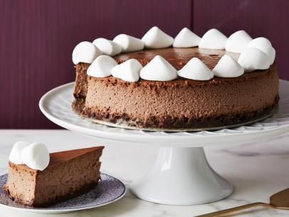 Hot Chocolate Cheesecake, Hot Chocolate Desserts, Chocolate Cheesecake Recipe, Rich Cheesecake, Chocolate Cheesecake Recipes, Baking Cakes, Hot Cocoa Mixes, Hot Chocolate Mix, Cocoa Mix