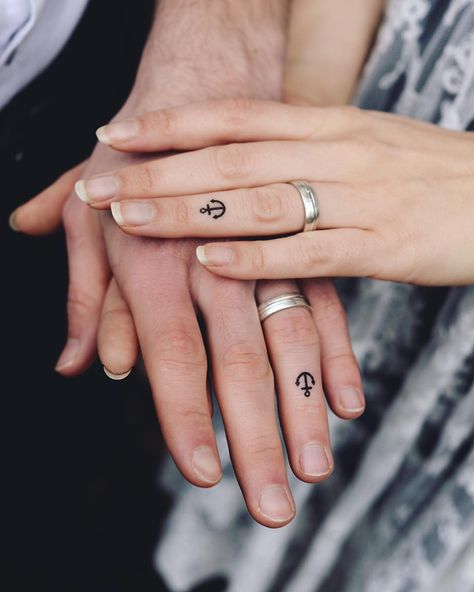 20+ Cute Matching Anchor Tattoos For Couples #cute #couples #tattoos #matching #anchor Small Anchor Tattoos, Finger Tattoos For Couples, Wedding Band Tattoo, Best Couple Tattoos, Anker Tattoo, Small Finger Tattoos, Petit Tattoo, Tattoo Wedding Rings, Anchor Tattoos