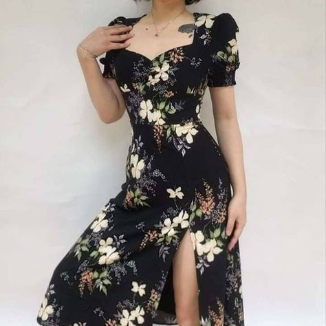 Flowery Dress Aesthetic, Flowery Dress, Flowery Dresses, Fe Clothing, Church Outfits, Looks Vintage, Classy Dress, Cute Casual Outfits, Floral Print Dress