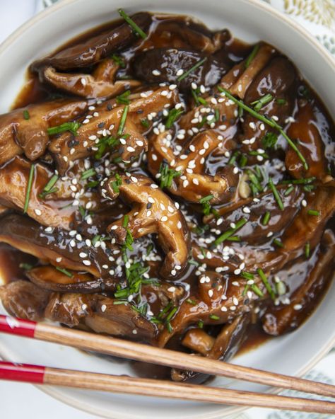 Chinese Braised Shiitake Mushrooms Vegan Shiitake Mushroom Recipes, Shiitake Mushroom Recipes, Shiitake Mushrooms Recipes, Mushroom Stock, Independent Lifestyle, Shitake Mushroom, Shiitake Mushrooms, Shiitake Mushroom, Vegan Options