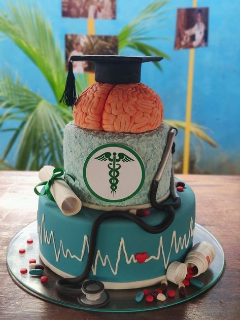 Medical School Cake Ideas, Dr Graduation Cake, Dr Cake Ideas, Med School Graduation Cake, Anatomy Decorations, Med School Party, Medical School Graduation Cake, Med School Graduation Party, Medicine Cake