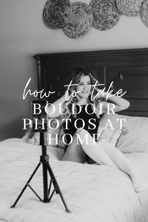 Bourdier Photoshoot Poses, Boudiour Poses, Bedroom Photography, Unique Portraits, Painting Guide, Bouidor Photography, Home Photo Shoots, Intimate Photos, Photography Posing Guide