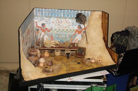 Diorama of Egyptians Farming Egyptian Dollhouse, Egypt Diorama, History Diorama, Egyptian Tomb, Dollhouse Diorama, Miniature Diorama, Black Hijab, Room Boxes, Miniature Rooms