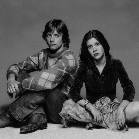 Mark Hamill Carrie Fisher, Luke And Leia, Carrie Frances Fisher, Star Wars Original Trilogy, Anakin Vader, Star Wars Cast, Star Wars Love, Original Trilogy, Mark Hamill