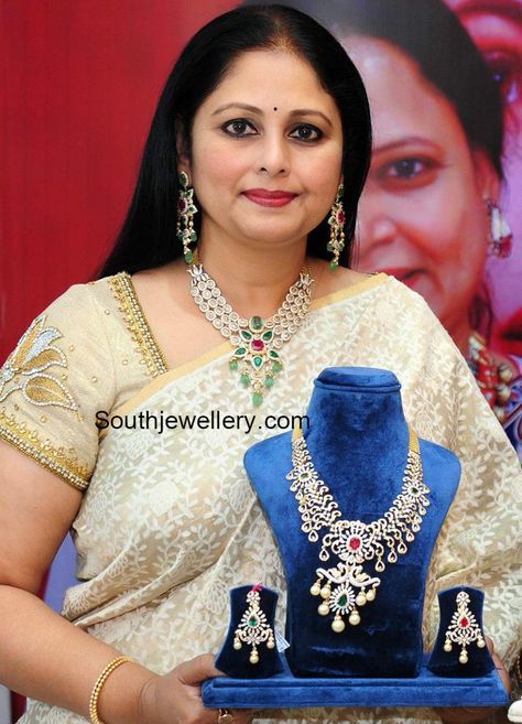 Jayasudha in Vasundhara Exotic Jewellery Vasundhara Jewellery, Jaya Prada, Jewellery Photo, Diamond Necklace Indian, Latest Indian Jewellery, 22 Carat Gold Jewellery, Diamond Pendant Jewelry, Exotic Jewelry, Traditional Indian Jewellery