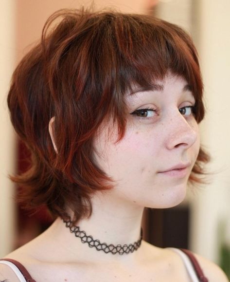 Piece-y Choppy Bob for Round Faces Up Do Hairstyles Short Hair, Cute Short Hairstyles For Curly Hair, Short Bangs Side Part, Oval Face Mullet, Short Haircuts For Wide Faces, Short Hairstyle Women For Straight Hair, Short Shag Micro Bangs, Short Hairstyles Plus Size Women, Jaw Length Shag