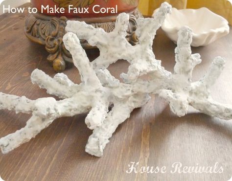 DIY: Paper Mache Coral on Knock Off Decor Coral House, Making Paper Mache, Art Coquillage, Coral Decor, Faux Tin, Funky Junk Interiors, Storing Craft Supplies, Coastal Modern, Paper Mache Crafts