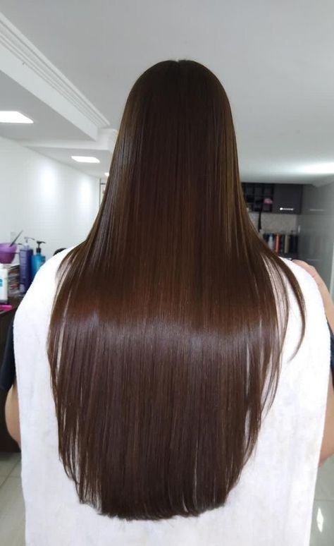 Long Shiny Hair, Brown Hair Looks, Brown Hair Inspo, Long Silky Hair, Long Brown Hair, Haircuts For Medium Hair, Haircuts Straight Hair, Hair Inspiration Color, Beautiful Long Hair