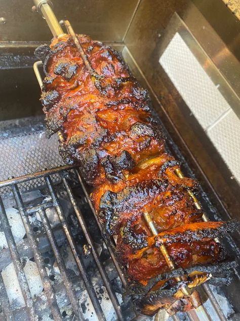 Beef Al Pastor Recipe, Al Pastor Meat, Dinners Mexican, Al Pastor Recipe, Tacos Al Pastor Recipe, Rotisserie Recipes, Latin Food Recipes, Mexican Pork, Bbq Meats