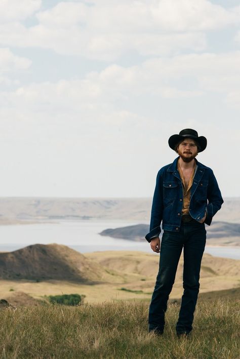 No Man Has a Voice Like Colter Wall - Noisey Colter Wall Wallpaper, Colter Wall Aesthetic, Colter Wall, Country Man, Country Outfits For Men, Americana Music, Cowboy Aesthetic, Urban Cowboy, Outlaw Country