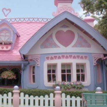 Coquette House, Cute House, Pink Houses, Cute Room Decor, Pretty House, Pretty Places, At Home Store, Pastel Aesthetic, Dream Home Design