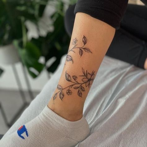 All Around Leg Tattoo, Wrap Around Lower Leg Tattoos, Cute Legs Tattoo Women, Vine Tattoo Ankle Simple, Women’s Lower Leg Tattoos, Wrapped Leg Tattoos Women, Tatoos Woman Leg Simple, Flower Tattoos Ankle Wrap, Ankle To Calf Tattoos For Women