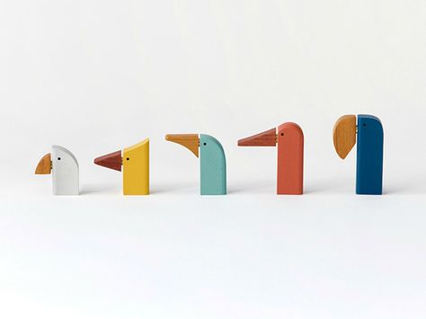 Upcycle Design, Wooden Birds, Bird Calls, Wooden Bird, Kids Wood, Wooden Animals, Wood Toys, Japanese Design, Art Toy