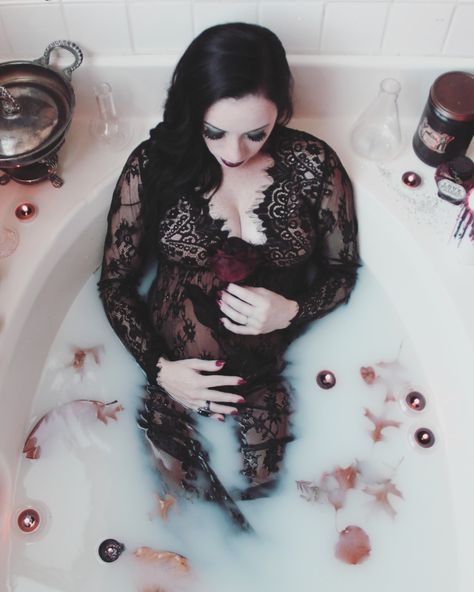 We did a spooky, autumn themed milk bath. Spooky Milk Bath Maternity, Goth Maturnity Shoot, Horror Maternity Shoot, Goth Maternity Photos, Spooky Pregnancy Photoshoot, Pregnant Goth Outfits, Witch Maternity Photos, Halloween Maternity Pictures, Spooky Maternity Pictures