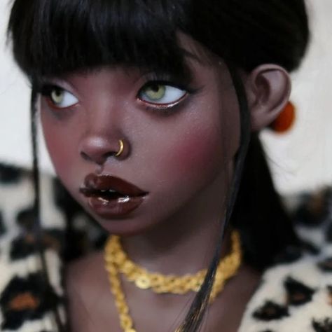 Bjd Dark Skin, Black Dolls Aesthetic, Black Ball Jointed Doll, Doll Face Up, Living Doll Makeup, Black Doll Aesthetic, Black Bjd Dolls, Bjd Aesthetic, Black Bjd