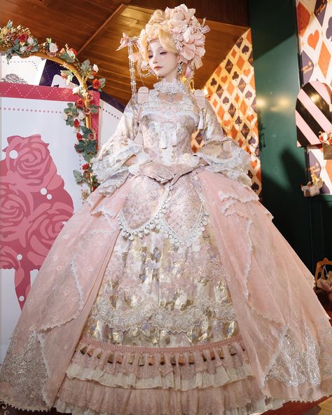 💐Gorgeous Princess Lolita dress with floral pattern. 🥰Ideal for tea parties, conventions, photoshoots, or any event where you want to make a lasting impression. 👉Search 'H-Q-028' on devilinspired.com #devilinspired #princessdress #himelolita #lolitacoord #lolitafashionstyle #princessoutfit Tea Party Outfit, Victorian Era Dresses, Princess Core, Kawaii Dress, Free Tshirt, Fairytale Dress, Princess Outfits, Tea Parties, Japanese Street Fashion