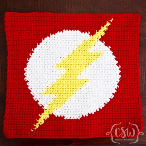 Superhero Logo Crochet Charts - Free Patterns! Superman, Wonder Woman, Batman, The Flash Crochet Superhero, Wonder Woman Batman, Donut Pillow, Chunky Crochet Blanket, Crochet Graph, Crochet Afgans, Crochet Charts, Batman Stuff, Superman Wonder Woman