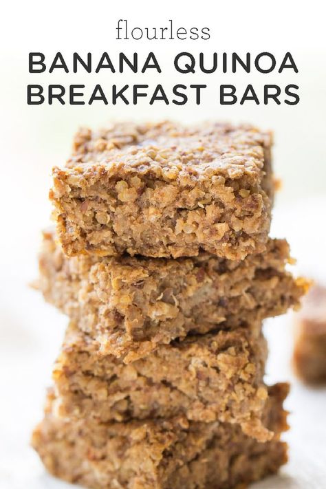 Banana Quinoa Breakfast Bars, Breakfast Bar Recipe, Banana Quinoa, Simple Quinoa, Bars Recipes Healthy, Quinoa Breakfast Bars, Oatmeal Vegan, Breakfast Bars Recipe, Breakfast Quinoa