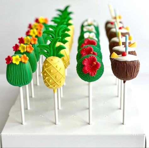 Luau Cake Pops, Luau Party Cakes, Hawaiian Birthday Cakes, Margaritaville Party, Summer Birthday Cake, Luau Party Food, Flower Cake Pops, Luau Food, Pineapple Theme