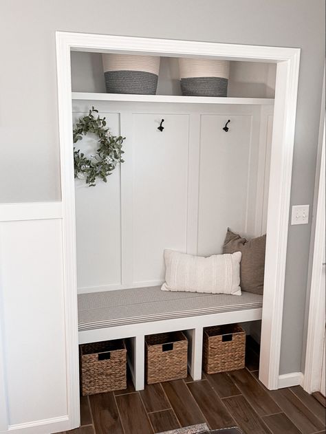 Entryway Bench Built In Closet, Closet Bench Ideas, Front Closet Bench, Bench Nook Entryway, Entry Nook With Bench, Shoe Bench In Closet, Bench Closet Entryway, Entry Bench Closet, Closet Bench With Storage