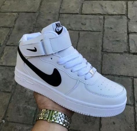 Nike Air Force Mid, Sb Shoes, Tmax Yamaha, Nike Shoes Women Fashion, Nike Shoes Air Force, Nike Fashion Shoes, Pretty Shoes Sneakers, All Nike Shoes, Cute Nike Shoes