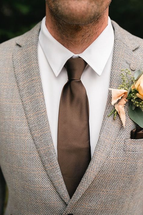 Brown Groomsmen Suits, Brown Suit Wedding, Fall Groomsmen, Chocolate Brown Wedding, Brown Groomsmen, Wedding Budget Tips, Brown Suits For Men, Brown Wedding Themes, Average Wedding Costs