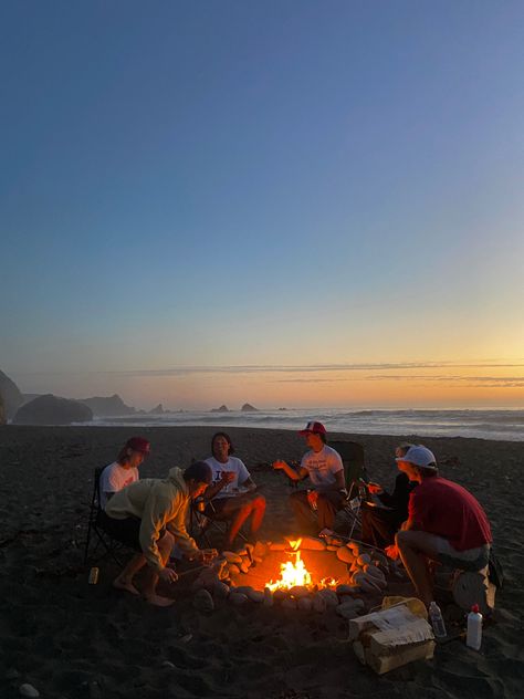 roasting weenies in big sur Big Sur Trip, Big Sur Camping, Cowboy Camp, Lake Camping, Secluded Beach, Road Trippin, Future Goals, Photo Diary, Big Sur