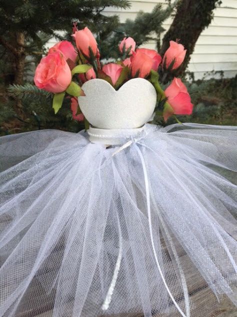 Bridal Shower Centerpiece, Bridal Shower Decorations Diy, Bridal Shower Planning, Bridal Shower Tables, Bridal Shower Centerpieces, Bridal Shower Diy, Lingerie Shower, Bridal Shower Brunch, Bachelorette Party Games