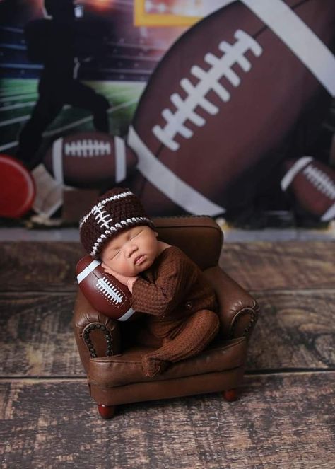 Football Infant Photoshoot, Baby Boy Photo Shoot Ideas, Newborn Football, Newborn Photo Pose, Newborn Black Babies, Boy Photoshoot, Baby Photoshoot Ideas, Baby Boy Newborn Pictures, Pregnancy Pictures