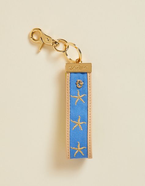 Starfish Keychain, Beach Keychain, Girly Car Accessories, Key Keychain, Cool Car Accessories, Girly Car, Spartina 449, Cute Car Accessories, Jewelry Accessories Ideas