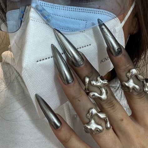 STEFF ELEOFF Nail Clippers, Knock Out, You Never, Fashion Inspo, Internet, Energy, Tumblr, Nails, Memes