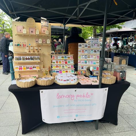 Another weekend of markets completed 🙌 Saturday at East Riddlesdon Hall with @tillyandprimroseartisanmarkets, what a beautiful venue, and I met lots of fab stall holders, I could have spent a fortune 😂 Today I was in my usual spot at Prestwich @_makersmarket and despite the rain and chilly temperatures we had a great day. So if you visited my stall at either of this weekends venues and admired or bought from me then thank you so much, it’s really appreciated 🥰😍🤗 I’ve got a busy week coming ... Market Stall Aesthetic, Market Day Stall Ideas, Market Stall Display, Farmers Market Display, Stall Display, Fair Display, Market Display, Craft Stalls, Craft Fair Displays