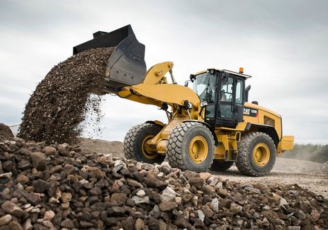 Tractor Photography, Hydraulic Steering, Mining Equipment, Wheel Loader, Complex Systems, Work Site, Capital Investment, Heavy Machinery, Dump Trucks