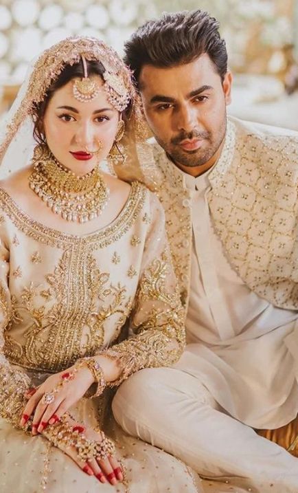 Farhan Saeed and Hania Aamir look breathtaking in a new photoshoot. Farhan Saeed, Hania Aamir, Pakistan Wedding, Nikah Dress, Groom Photoshoot, Bride And Groom Outfits, Hania Amir, Latest Bridal Dresses, Wedding Photoshoot Poses