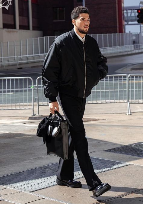 Devon Booker Style, Devon Booker, Booker Outfits, Devin Booker Outfits, Airpods Max Outfit, Full Black Outfit, Chicos Fashion, Airpods Max, Devin Booker