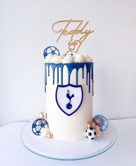 Spurs Cake, Tottenham Cake, Football Cake Toppers, Shirt Cake, Cake Decorating Set, Football Cake, Cake Logo, 17th Birthday, Cakes For Boys