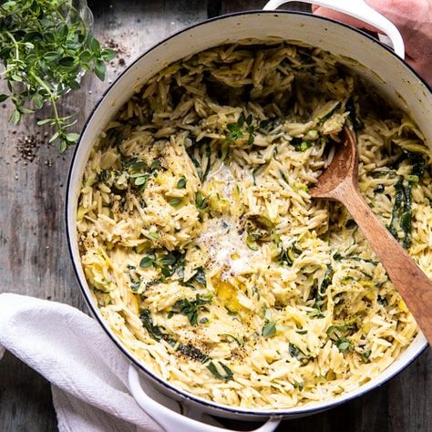 Souper Creamy Lemon Butter Cheesy Zucchini Orzo | halfbakedharvest.com #orzo #easyrecipes #zucchini Lemon Zucchini Orzo, Vegetarian Orzo Recipes, Lemon Butter Orzo, Creamy Lemon Orzo, Zucchini Orzo, Half Baked Harvest Recipes, Lemon Orzo, Orzo Recipes, Cheesy Zucchini