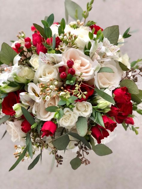 Red And Ivory Bouquet, Red White Wedding Flowers, Flowers With Red Dress, Red Prom Dress Flowers Bouquet, Red And White Bridal Bouquet, Prom Flowers Bouquet, Red And White Wedding, 2023 Weddings, Table Centerpiece Flower