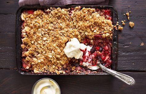 Apple Berry Crumble, Berry Crumble Recipe, Apple And Berry Crumble, Vegan Crumble, Self Saucing Pudding, Apple Berry, Sticky Date Pudding, Winter Dessert Recipes, Comfort Desserts